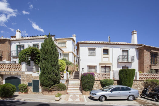 2 Bed Semi Detached Villa for sale in Mijas Golf, Costa del Sol