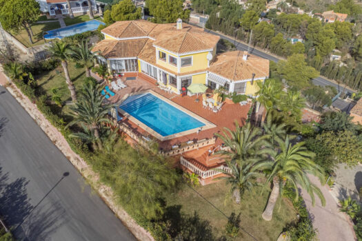 Samostatná vila – 5 ložnic – Alicante
