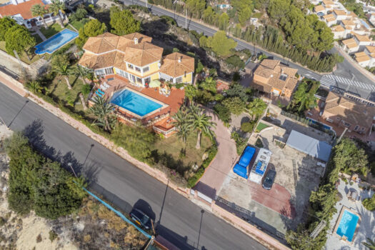 Samostatná vila – 5 ložnic – Alicante