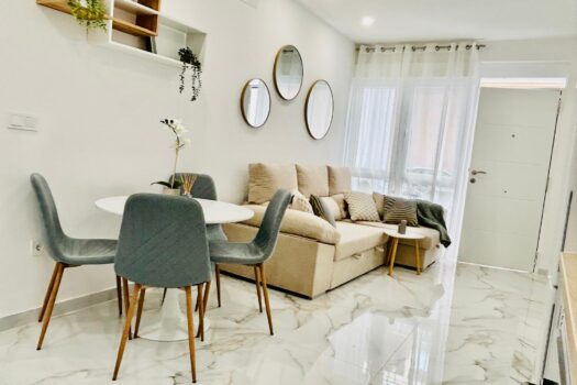 Prodej bytu 1+1 Torrevieja,Playa de los Naufragos.