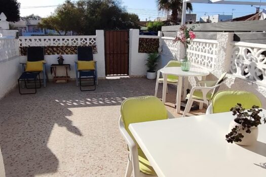 Bungalov v oblíbené urbanizaci Torreta 2, Torrevieja