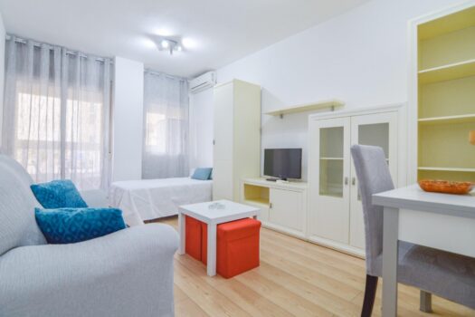 Studio s bazénem Torrevieja.