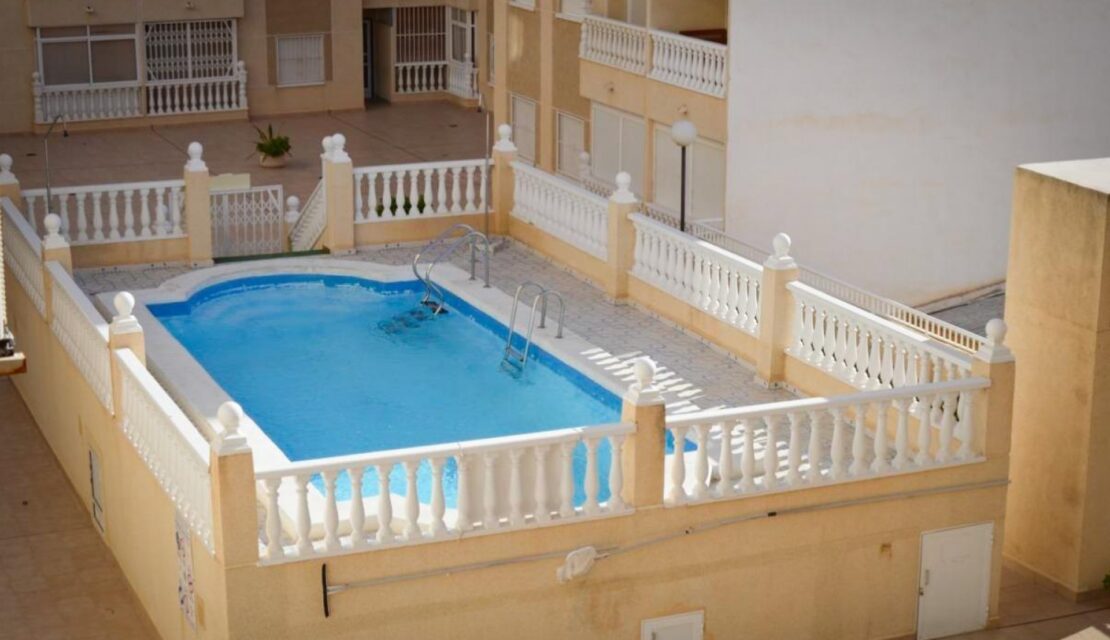 Studio s bazénem Torrevieja.