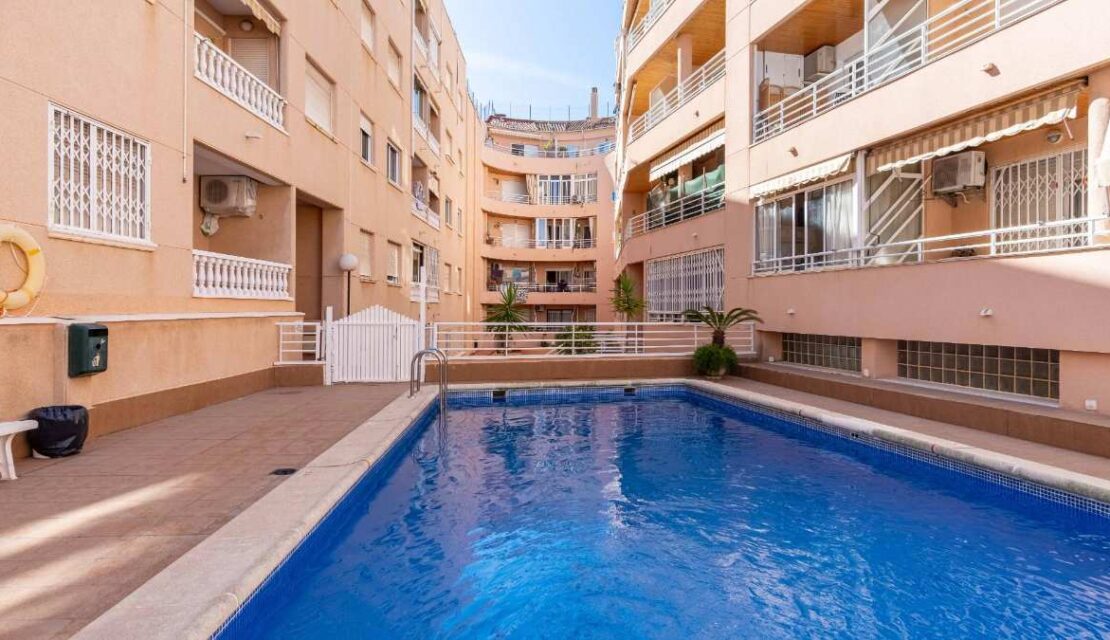 Prodej bytu 3+1 Torrevieja pláži Del Cura.