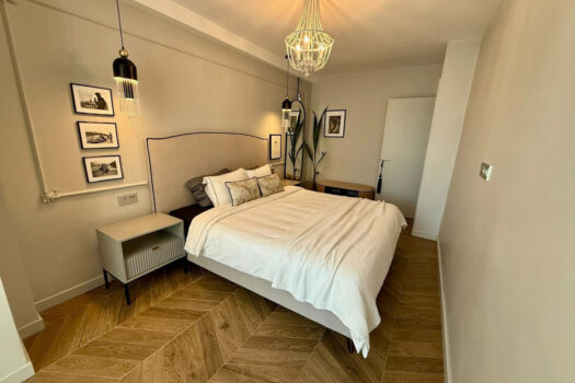 Apartmán se 3 ložnicemi ve středním patře na prodej ve Fuengirole, Costa del Sol