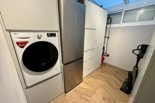 Apartmán se 3 ložnicemi ve středním patře na prodej ve Fuengirole, Costa del Sol