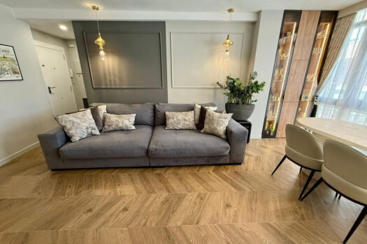 Apartmán se 3 ložnicemi ve středním patře na prodej ve Fuengirole, Costa del Sol