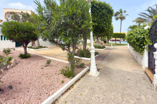 Samostatně stojící vila se 4 ložnicemi na prodej v Mijas, Costa del Sol