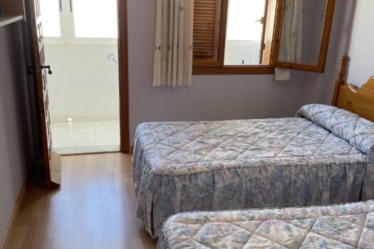 Apartmán 3+kk v horním patře v Playa de Los Locos,Torrevieja.