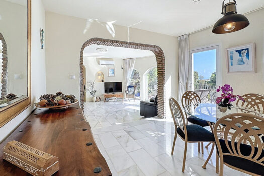 Samostatná vila – 4 ložnice – Mijas
