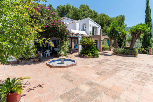 5 Bed Detached Villa for sale in Mijas, Costa del Sol