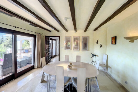 Samostatná vila – 4 ložnice – Mijas