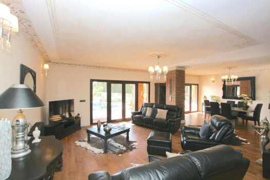 7 Bed Detached Villa for sale in Benalmadena Costa, Costa del Sol