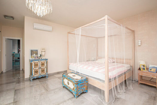 4 Bed Detached Villa for sale in La Mairena, Costa del Sol
