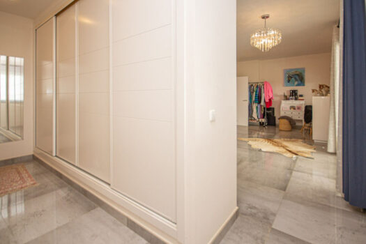 4 Bed Detached Villa for sale in La Mairena, Costa del Sol