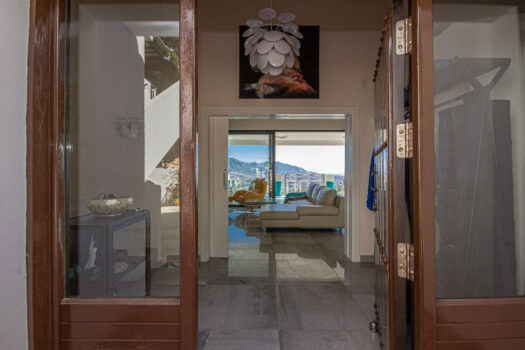 4 Bed Detached Villa for sale in La Mairena, Costa del Sol