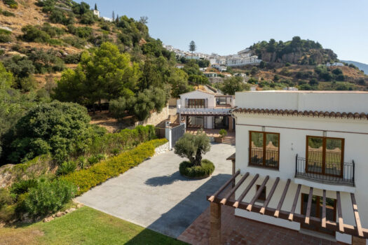 Samostatná vila – 7 ložnic – Mijas
