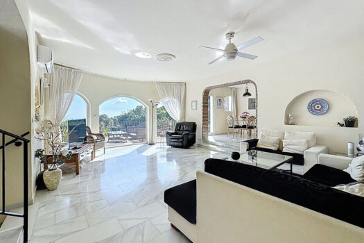 Samostatná vila – 4 ložnice – Mijas