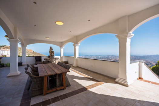 Samostatná vila – 4 ložnice – Mijas