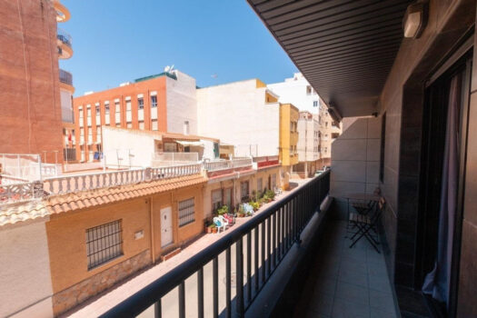 Zrekonstruovaný apartmán se 2 ložnicemi, 200 m od pláže – La Mata