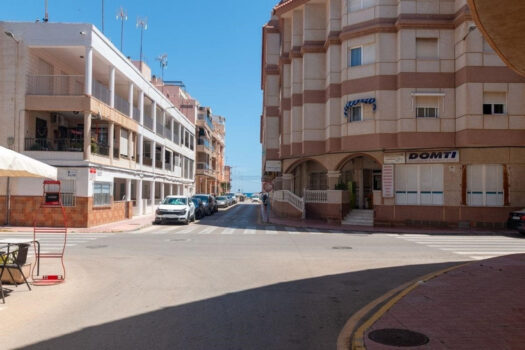 Zrekonstruovaný apartmán se 2 ložnicemi, 200 m od pláže – La Mata