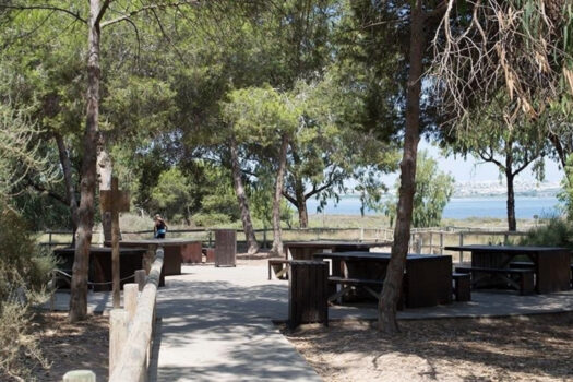 Zrekonstruovaný apartmán se 2 ložnicemi, 200 m od pláže – La Mata