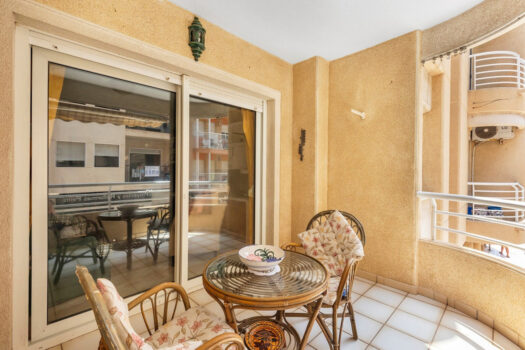 Apartmán se 2 ložnicemi a slunnou terasou v centru La Maty