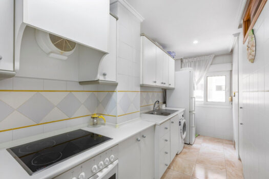 Apartmán se 2 ložnicemi a slunnou terasou v centru La Maty