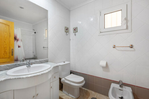 Apartmán se 2 ložnicemi a slunnou terasou v centru La Maty