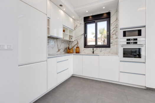 Moderní vila se 4 ložnicemi a výhledem na moře, 60 m od pláže – La Mata