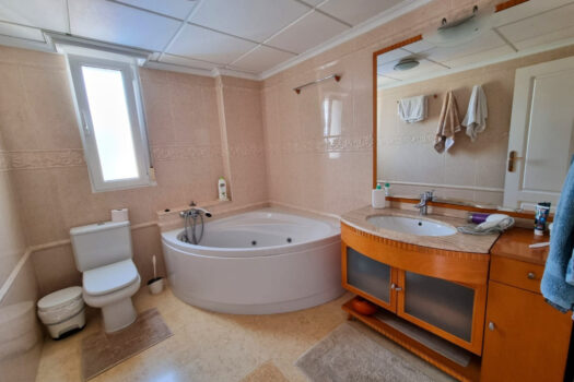 Vila s 5 ložnicemi, spa a výhledem na moře, kousek od pláže – La Mata